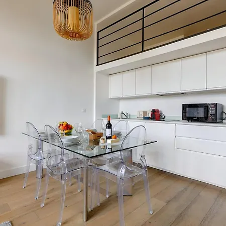 Appartamento Bluestay 245 -duplex Sur Les Champs-elysées+balcon Parigi