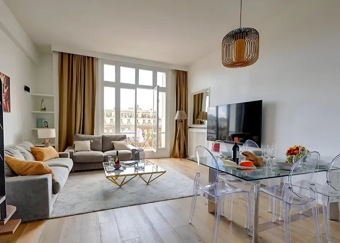 Bluestay 245 -duplex Sur Les Champs-elysees+balcon *