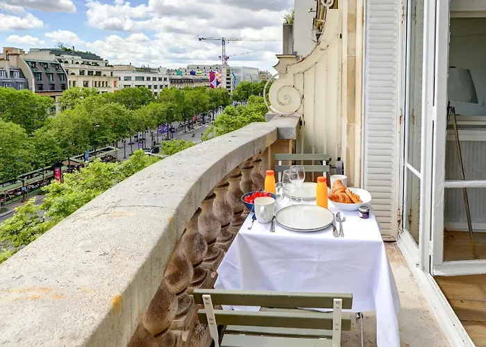 Bluestay 245 -duplex Sur Les Champs-elysees+balcon *